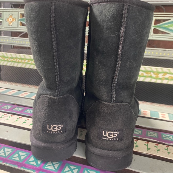 UGG Classic Short 5825 Black Suede Sheepskin Boots Sz 11 - Picture 7 of 10